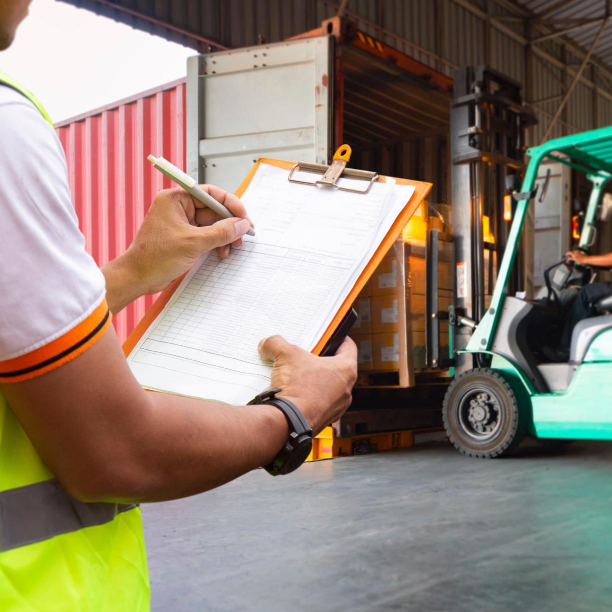 demenagement à l'international avec des conteneur groupage